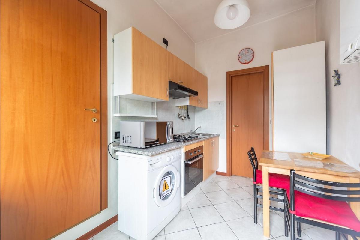 Apartment Beautiful Cimiano Mailand